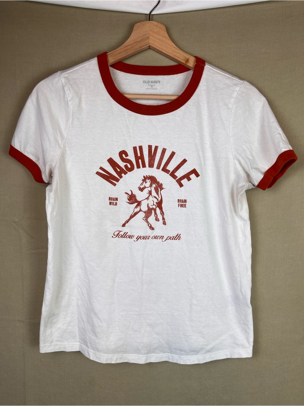 Nashville Vintage-Inspired White Graphic T-Shirt